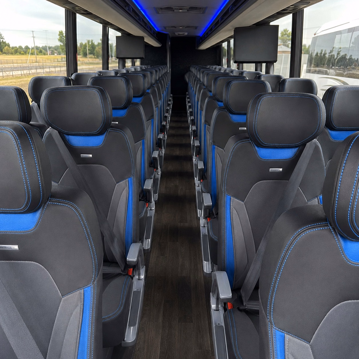 compare bus rentals in fairfield the easy way