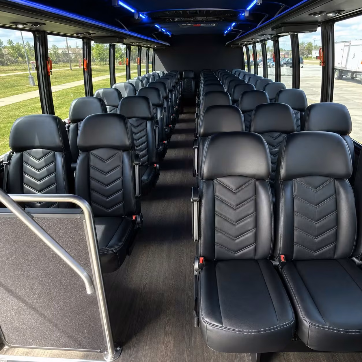 minibus rentals for smaller fairfield school groups and day trips